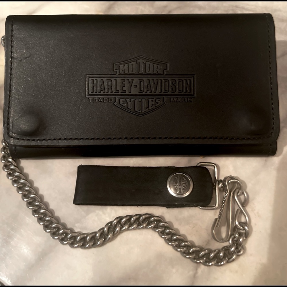 Harley-Davidson Men's Biker Chain Tri-Fold Tall Leather Wallet - Black